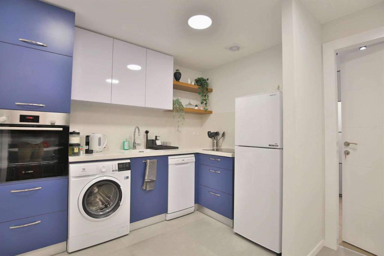 Cozy And Stylish 1-Bedroom Apartment Netanya Esterno foto